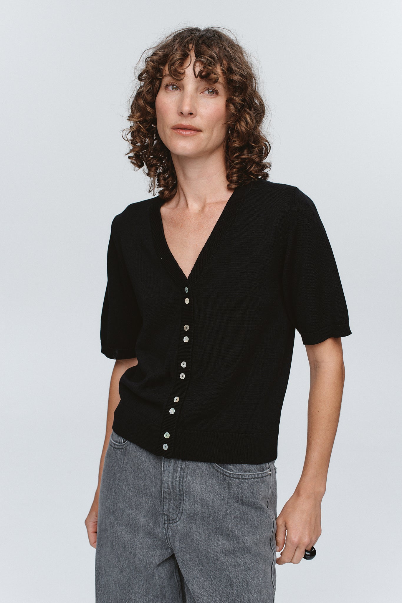 HUGO CARDIGAN - BLACK