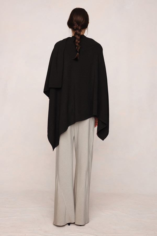MATILDA PONCHO - BLACK