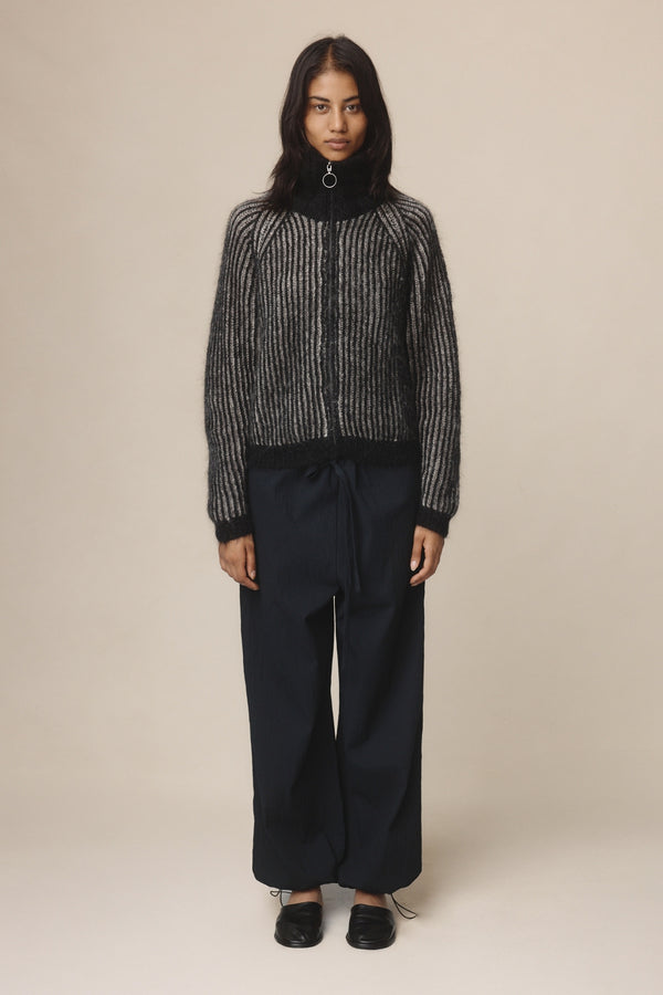 OSCAR ZIP UP - BLACK / GREIGE
