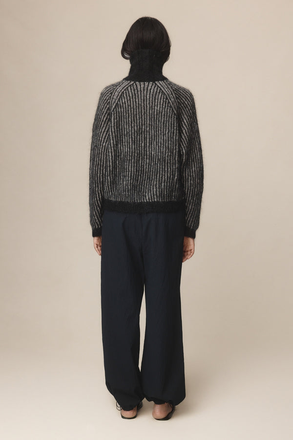 OSCAR ZIP UP - BLACK / GREIGE