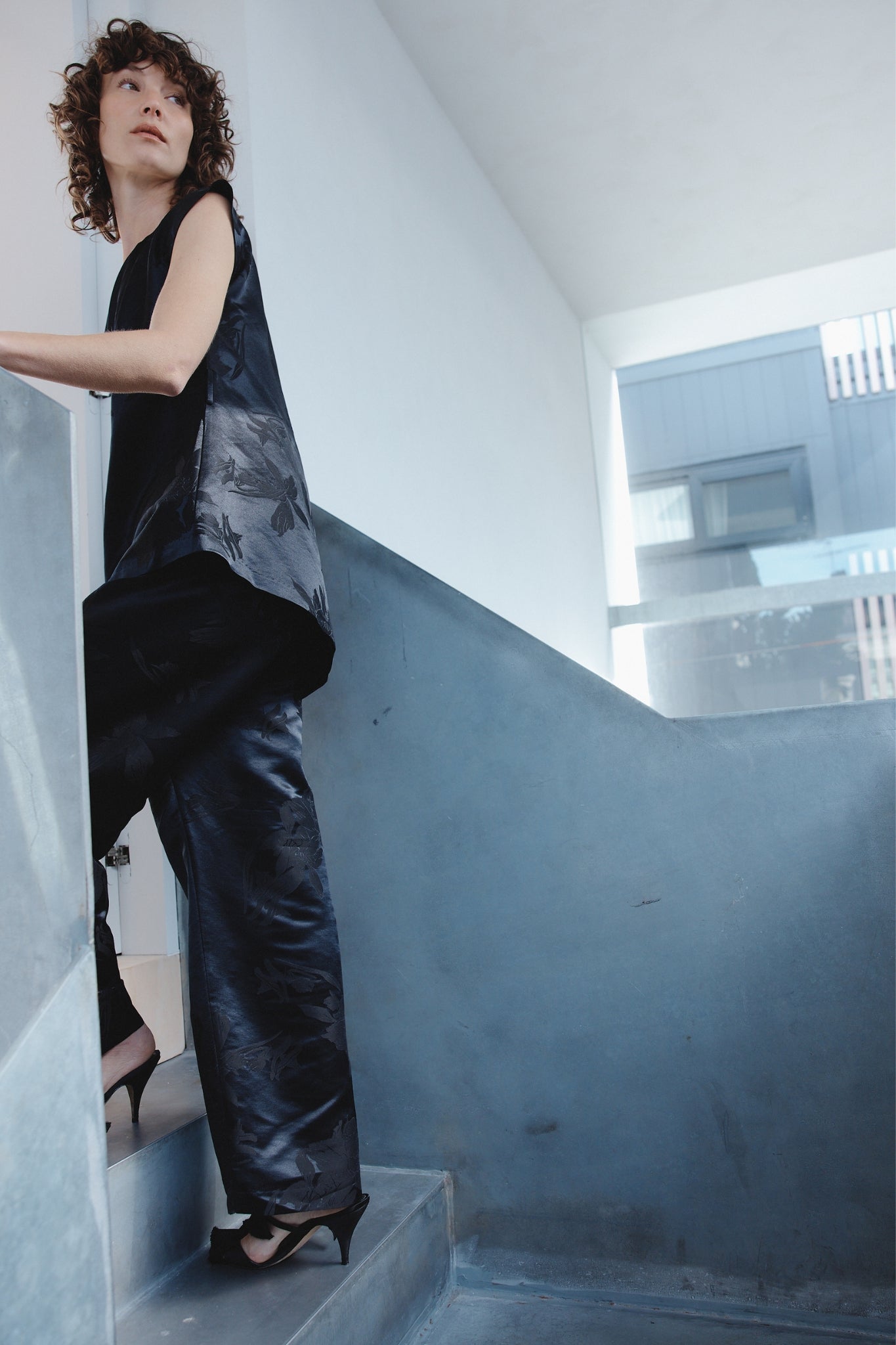 JUDE TOP - BLACK