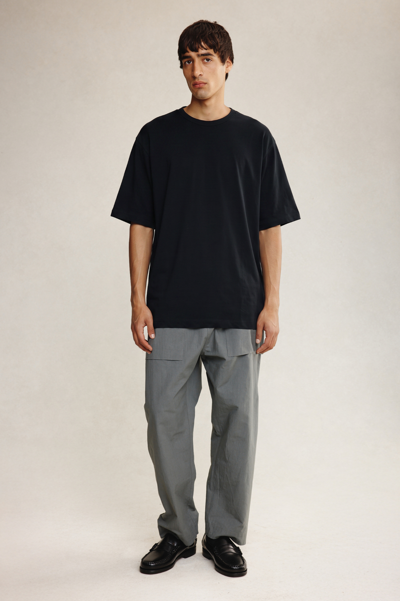KOSTA TEE - BLACK