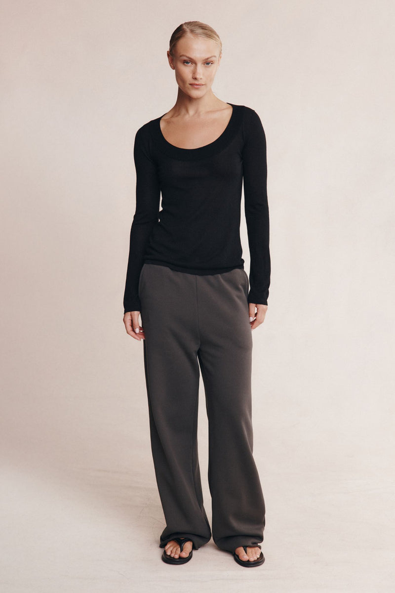 VENEDA TOP - BLACK