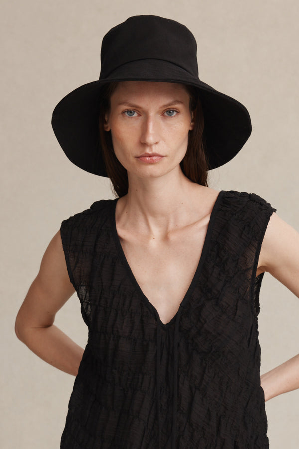 NONNA HAT - BLACK