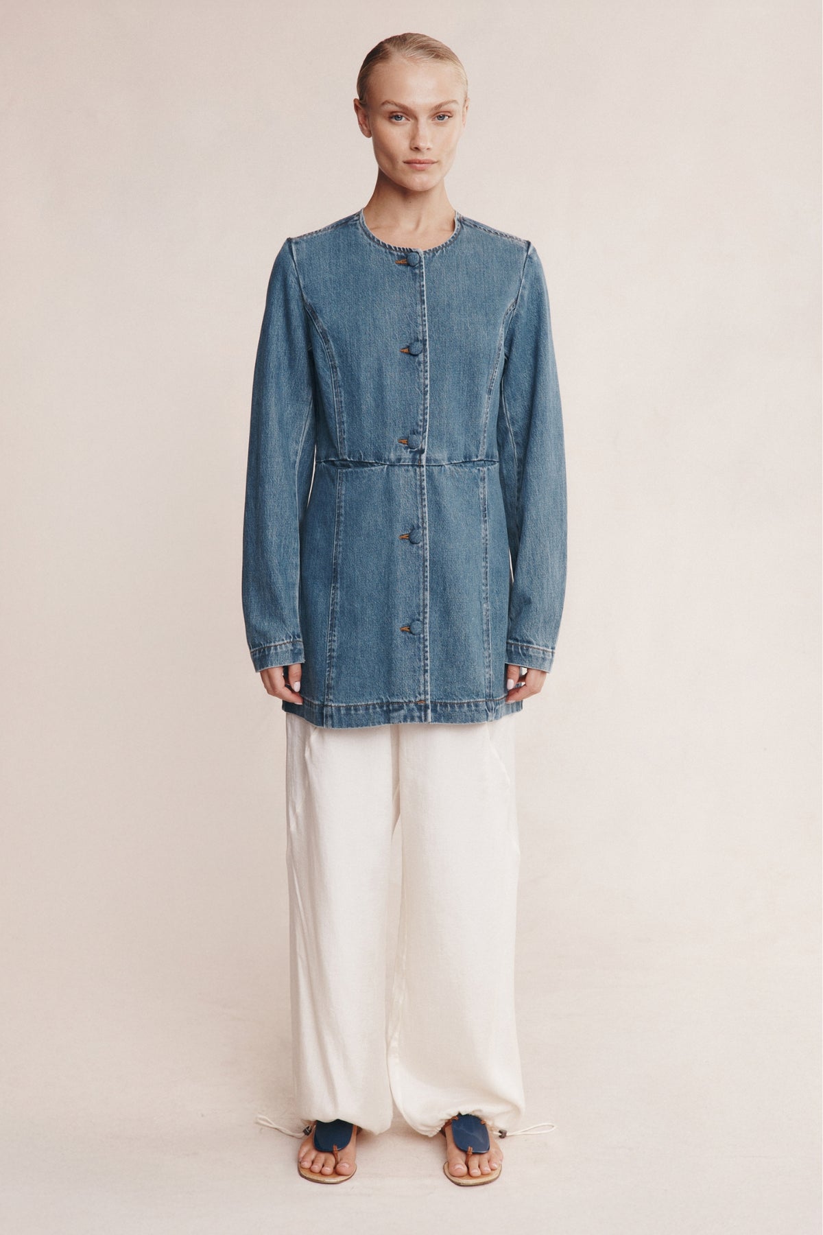 RIANA JACKET - LIGHT WASH