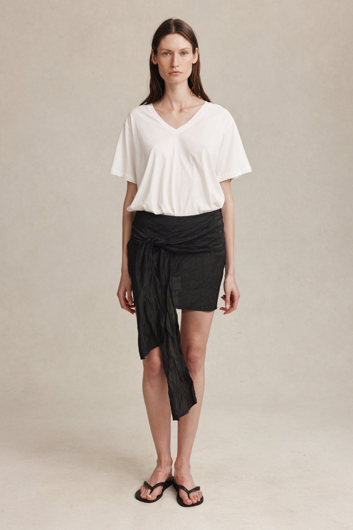 CASTER MINI SKIRT - BLACK