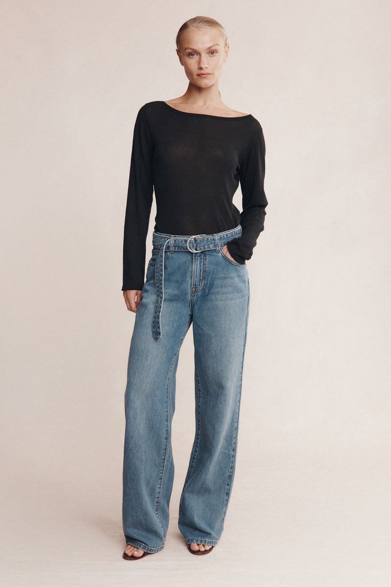 BELTED WIDE LEG JEAN - LIGHT WASH