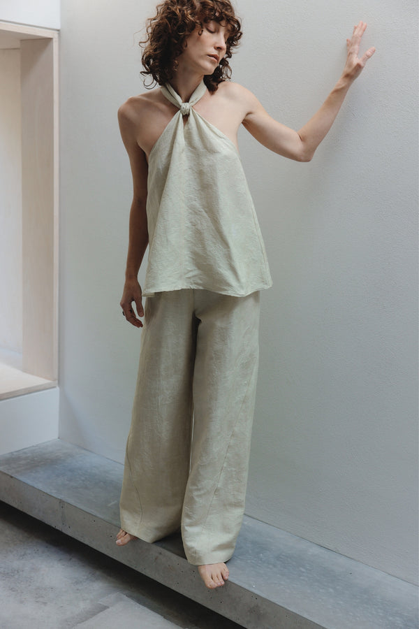 ALICIA PANT - MOSS