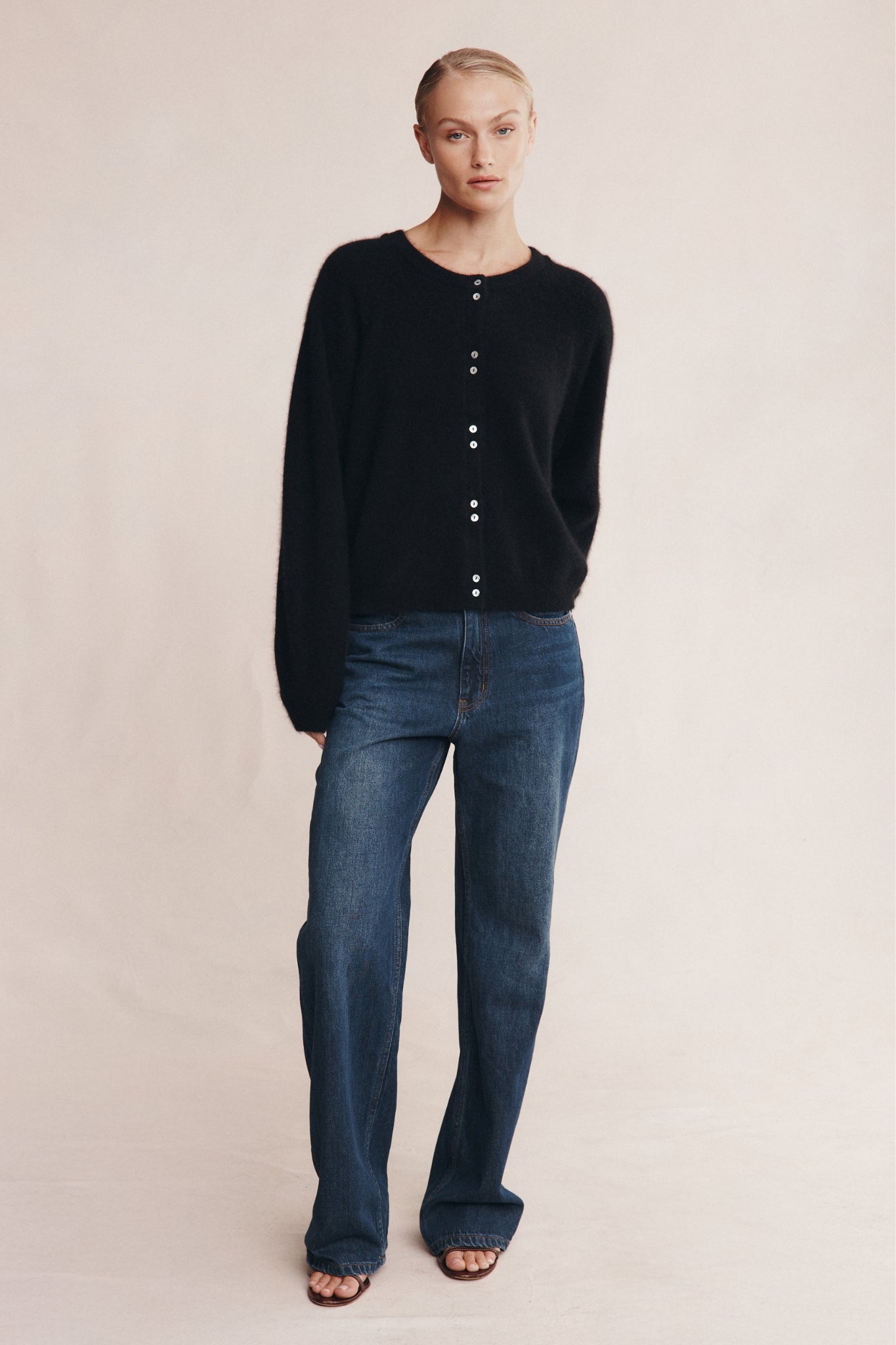 BABETTE CARDIGAN. - BLACK