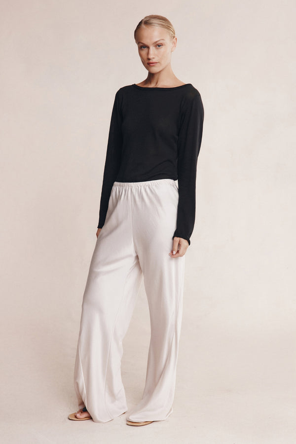 ALICIA PANT - PEARL