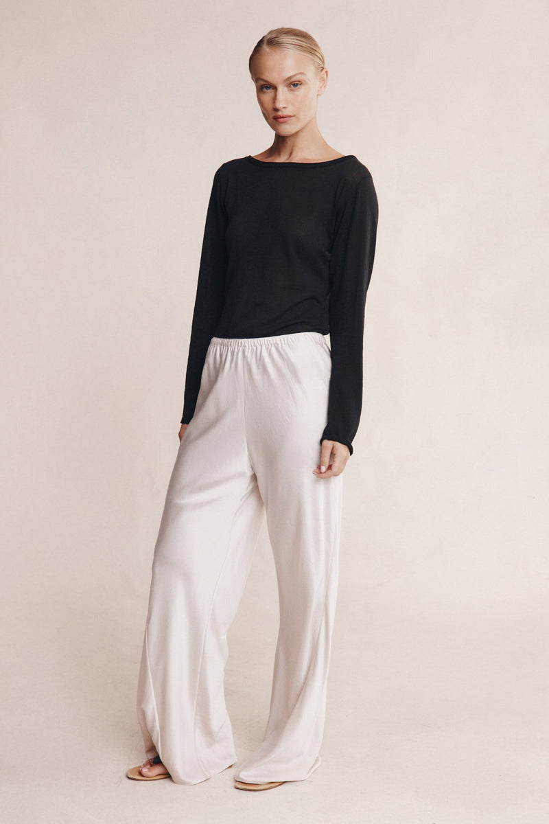ALICIA PANT - PEARL