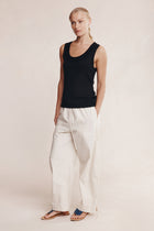 VENEDA SINGLET - BLACK