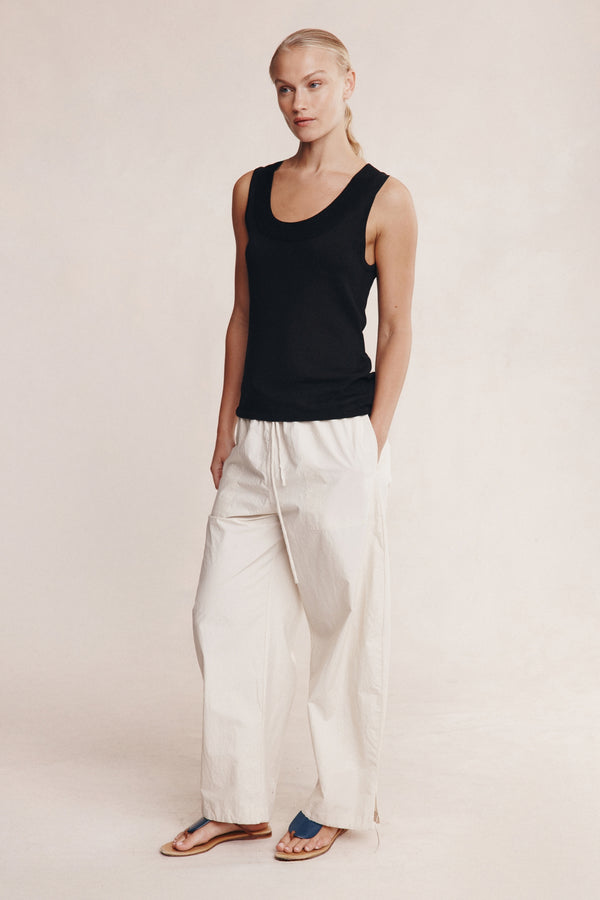 VENEDA SINGLET - BLACK