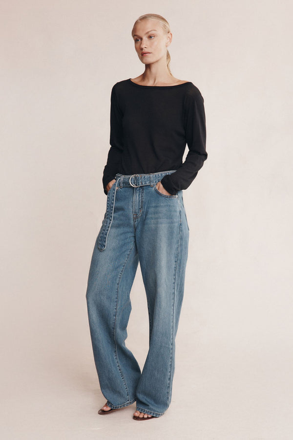 BELTED WIDE LEG JEAN - LIGHT WASH