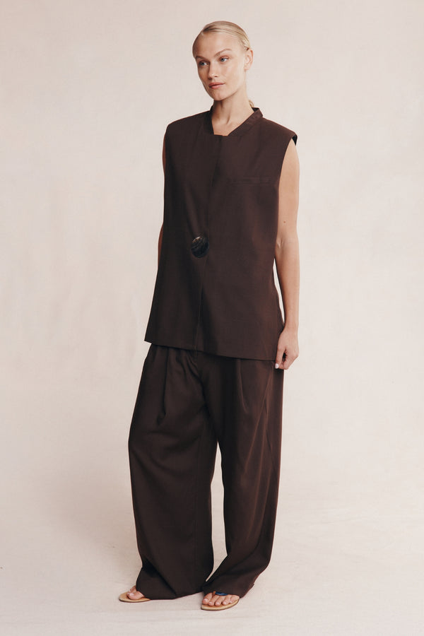 MORRIE VEST - CHOCOLATE