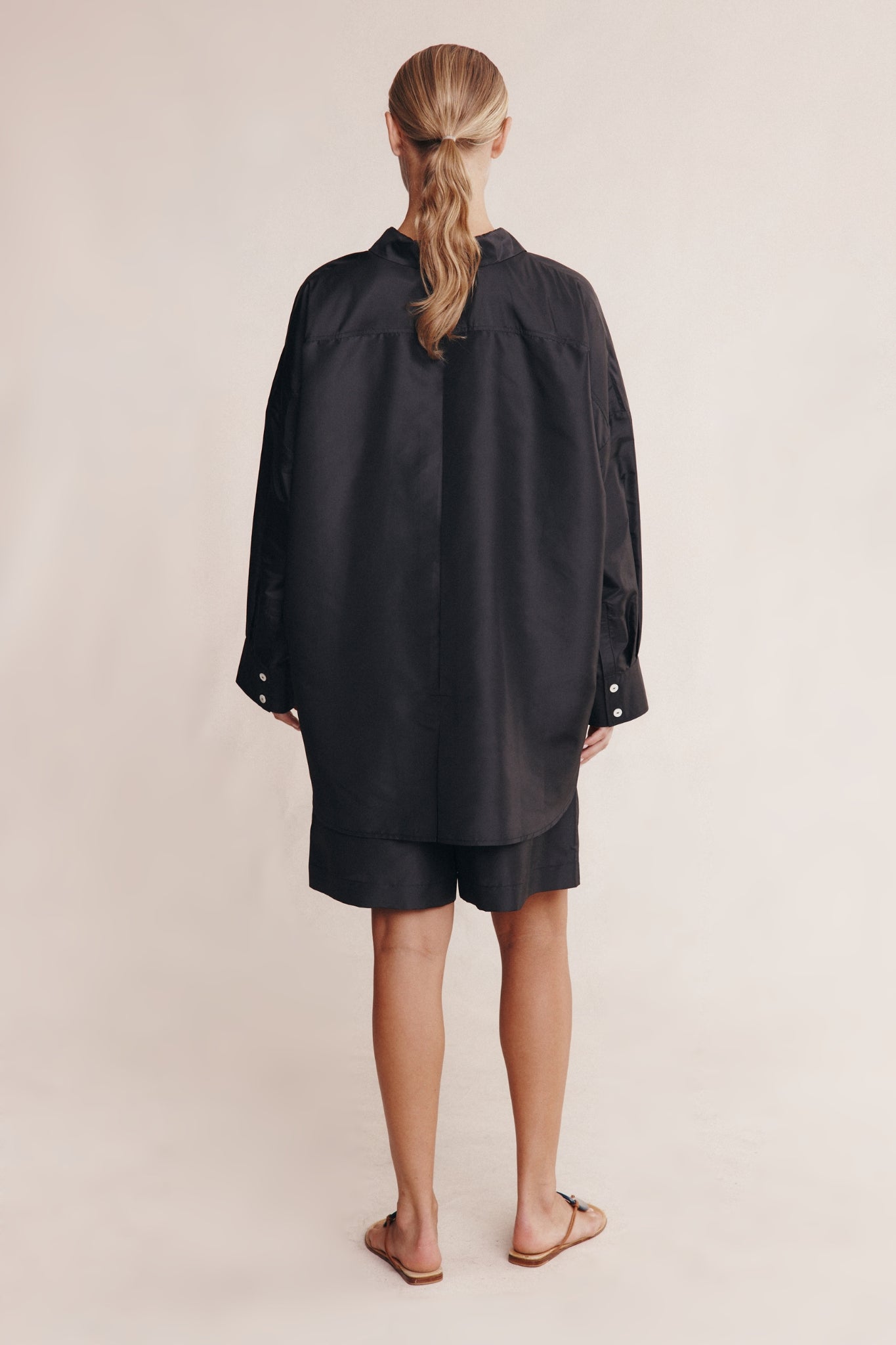 MELLA SHIRT - BLACK