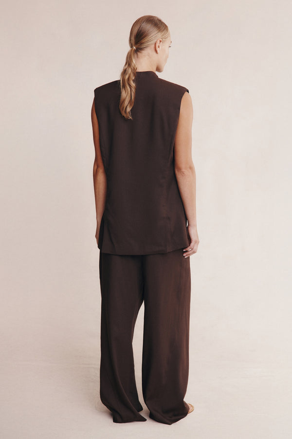 MORRIE VEST - CHOCOLATE