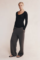 VENEDA TOP - BLACK