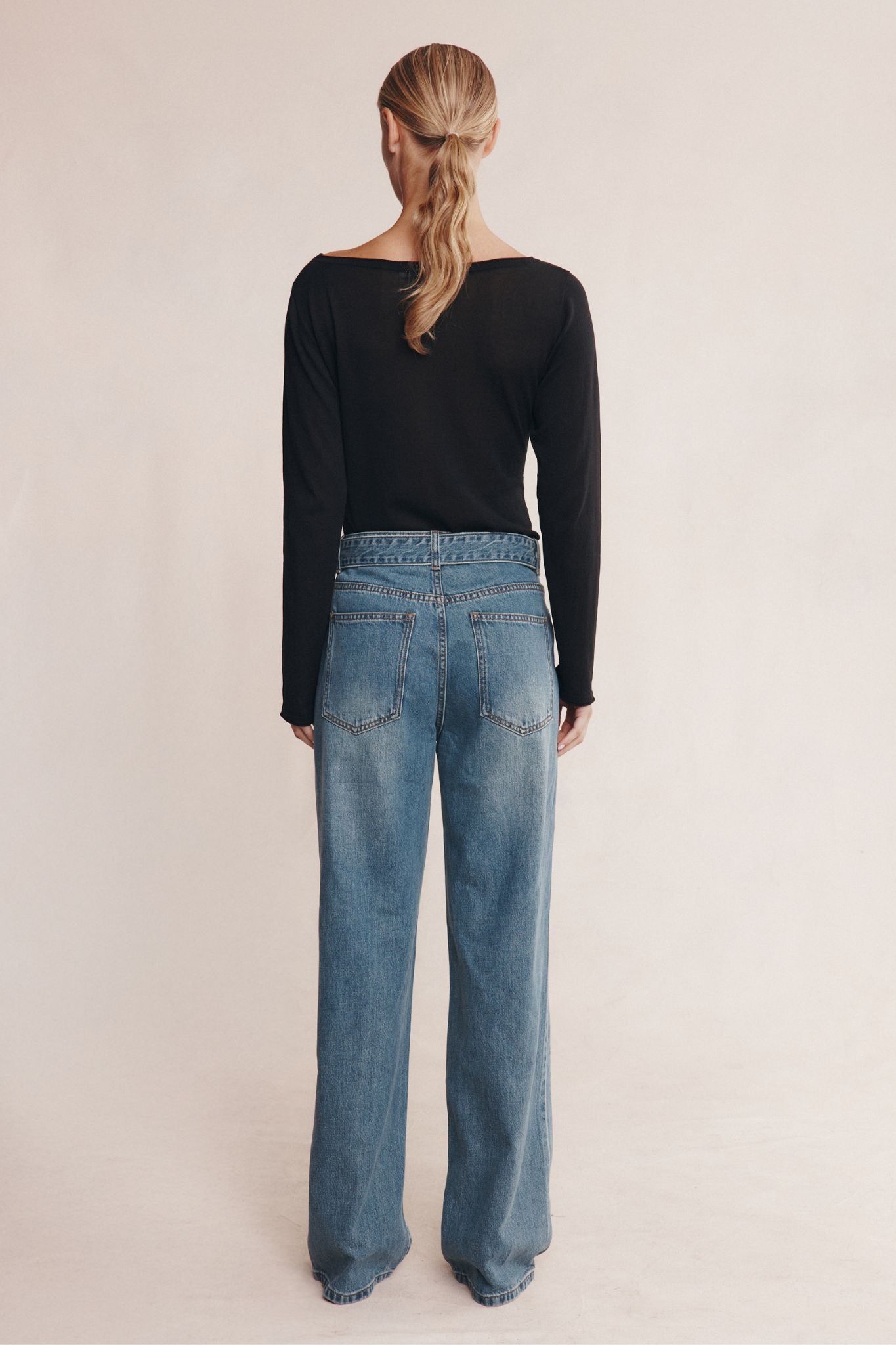 BELTED WIDE LEG JEAN - LIGHT WASH
