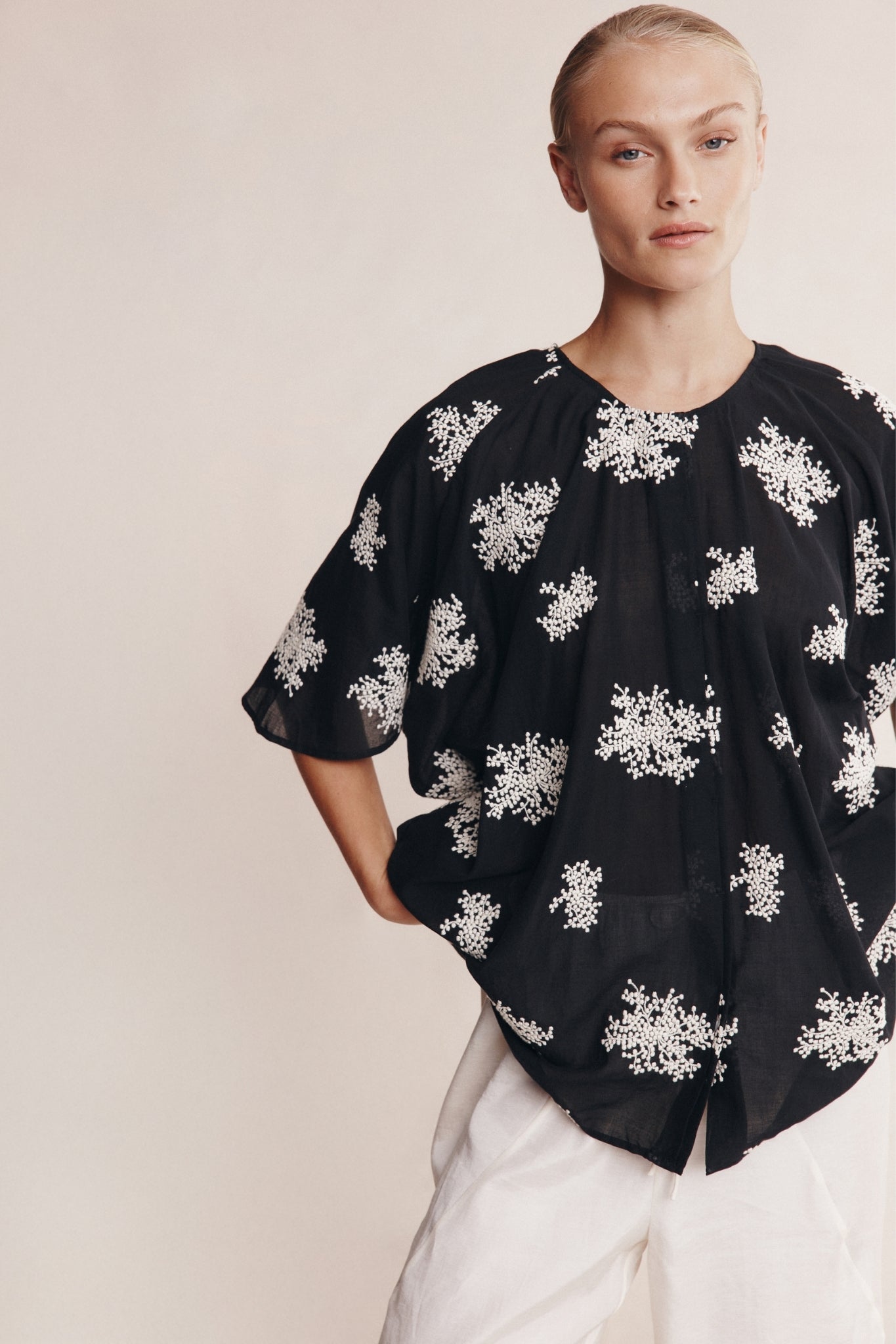 LIBERTY SHORT SLEEVE SHIRT - RICE FLOWER