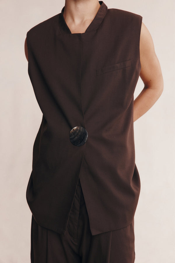 MORRIE VEST - CHOCOLATE