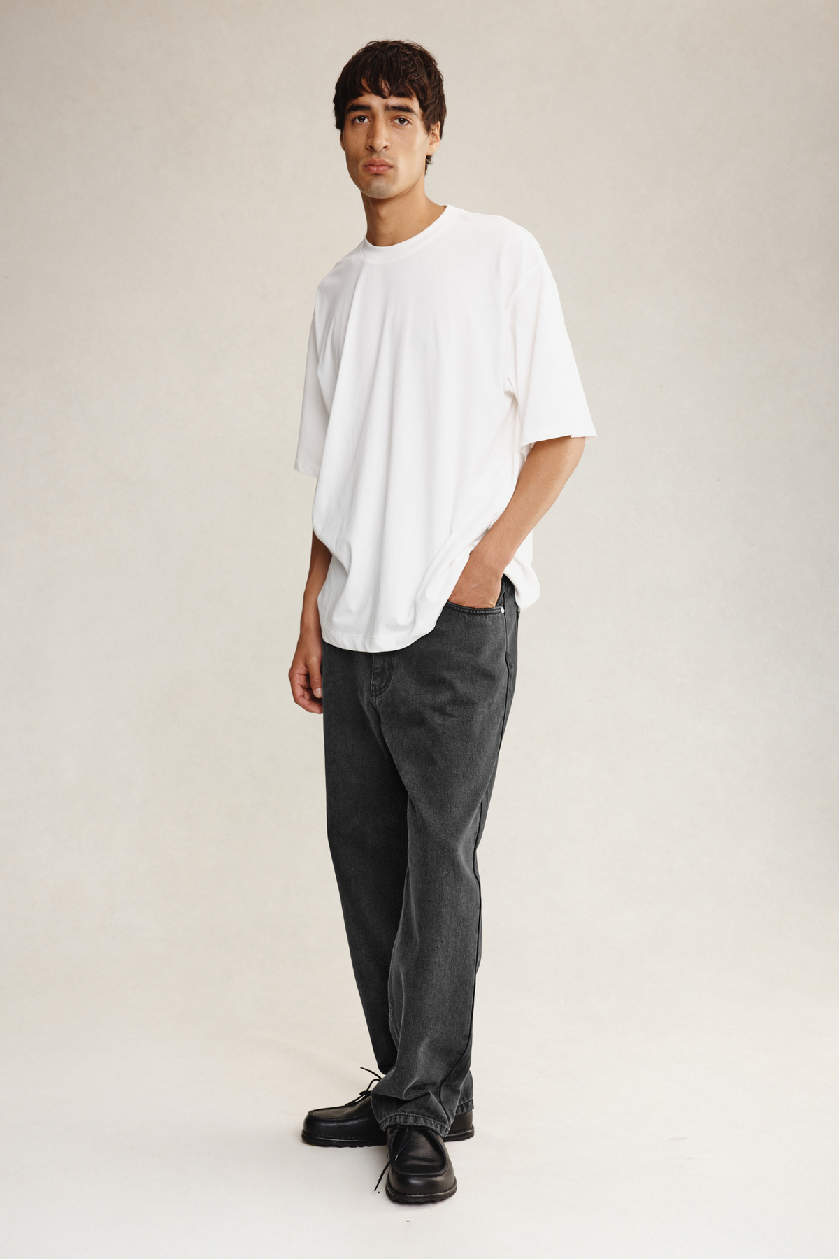 GILL TEE - IVORY