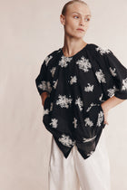 LIBERTY SHORT SLEEVE SHIRT - RICE FLOWER