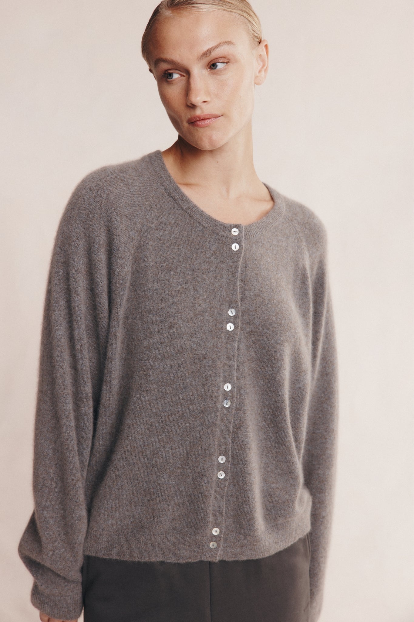 BABETTE CARDIGAN - SQUIRREL