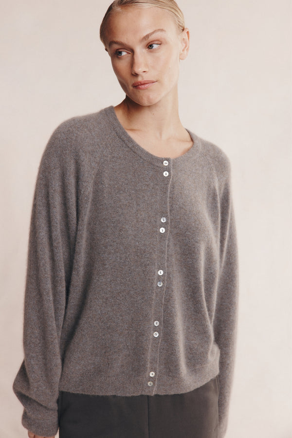 BABETTE CARDIGAN - SQUIRREL