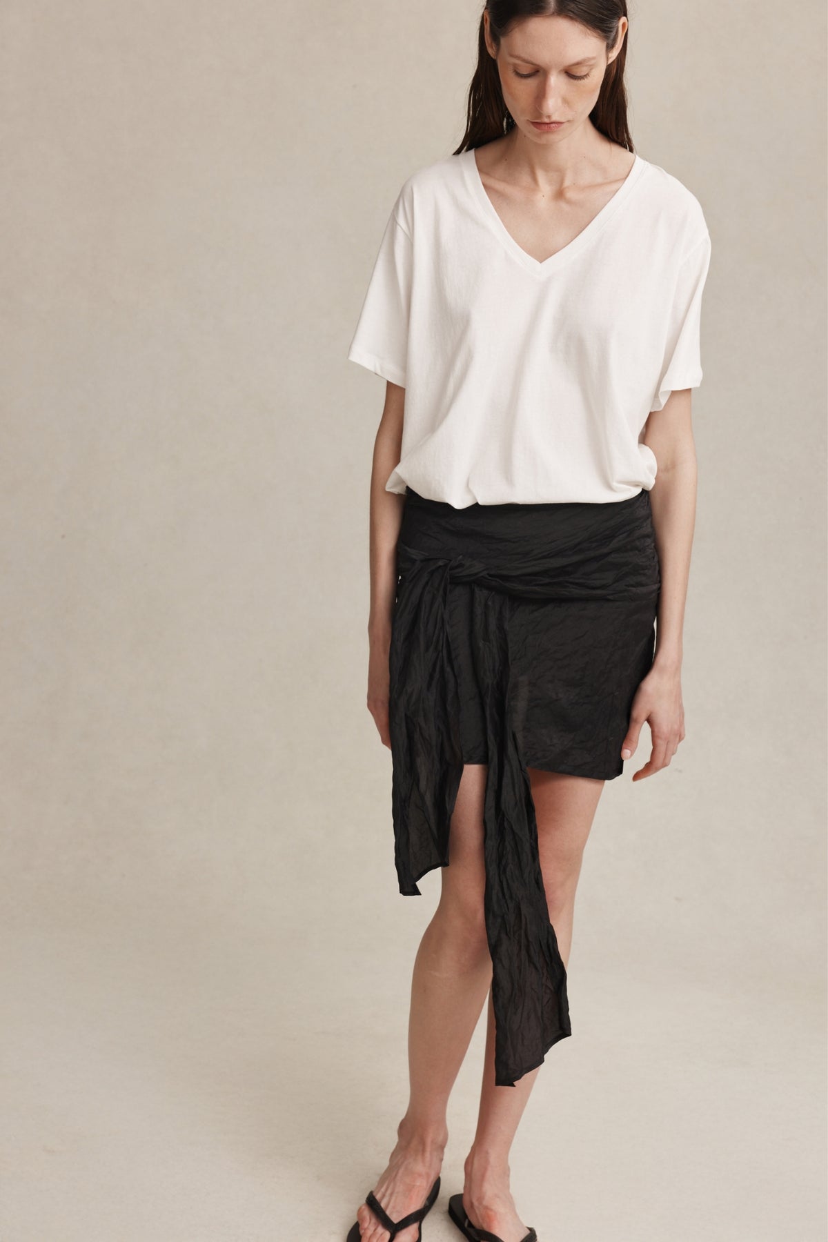 CASTER MINI SKIRT - BLACK