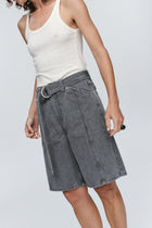 BELTED JEAN SHORT - STONE