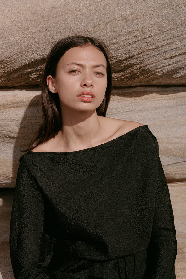 HESTER TOP - BLACK