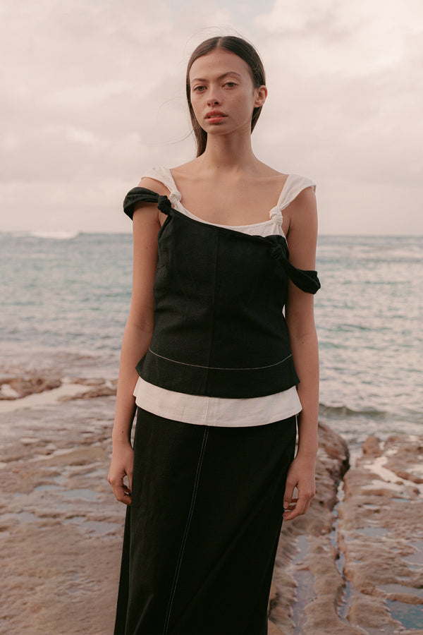 TESS TOP - BLACK