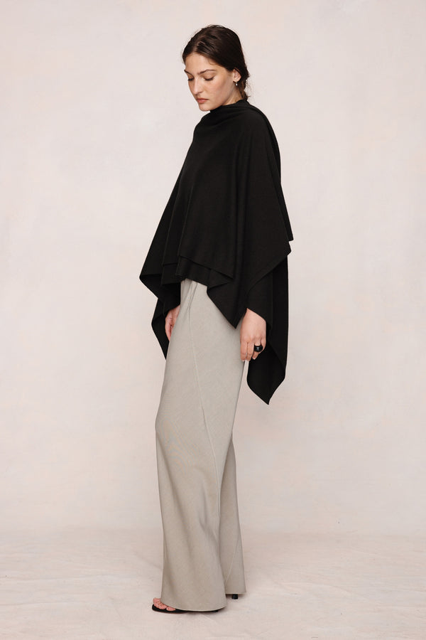 MATILDA PONCHO - BLACK