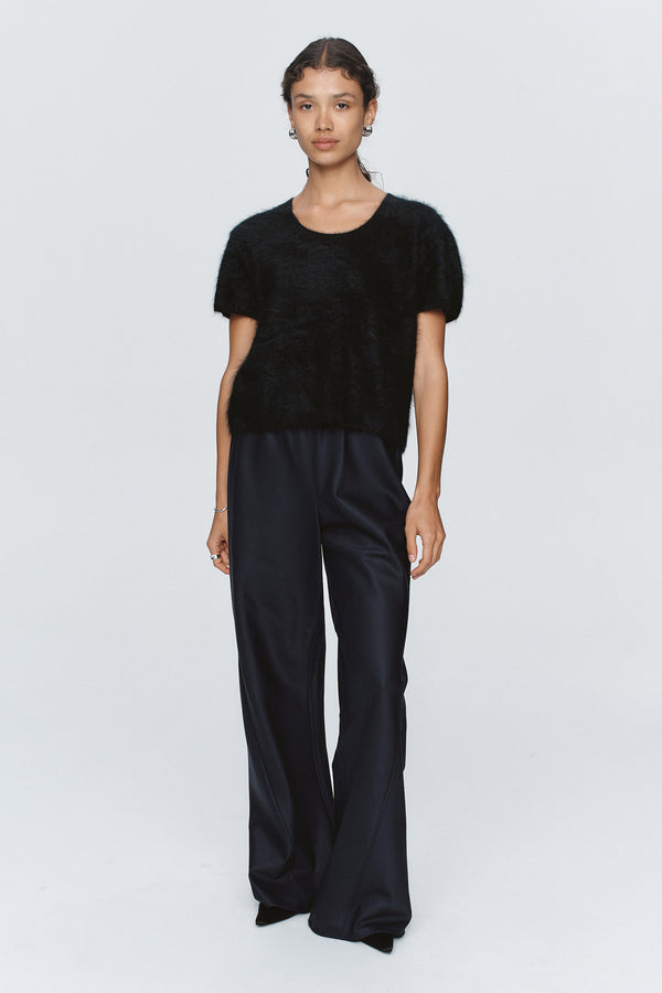 ALBA TEE - BLACK