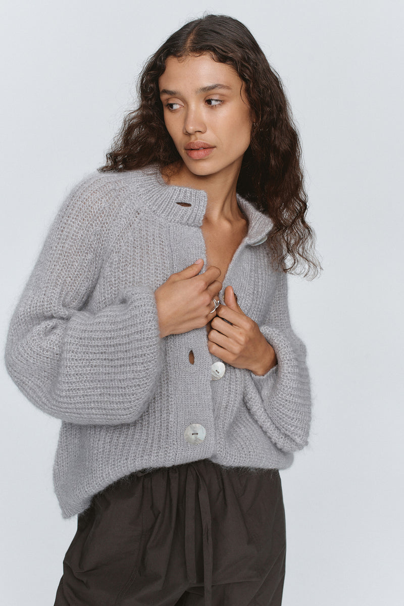 CAIT CARDIGAN - CYGNET
