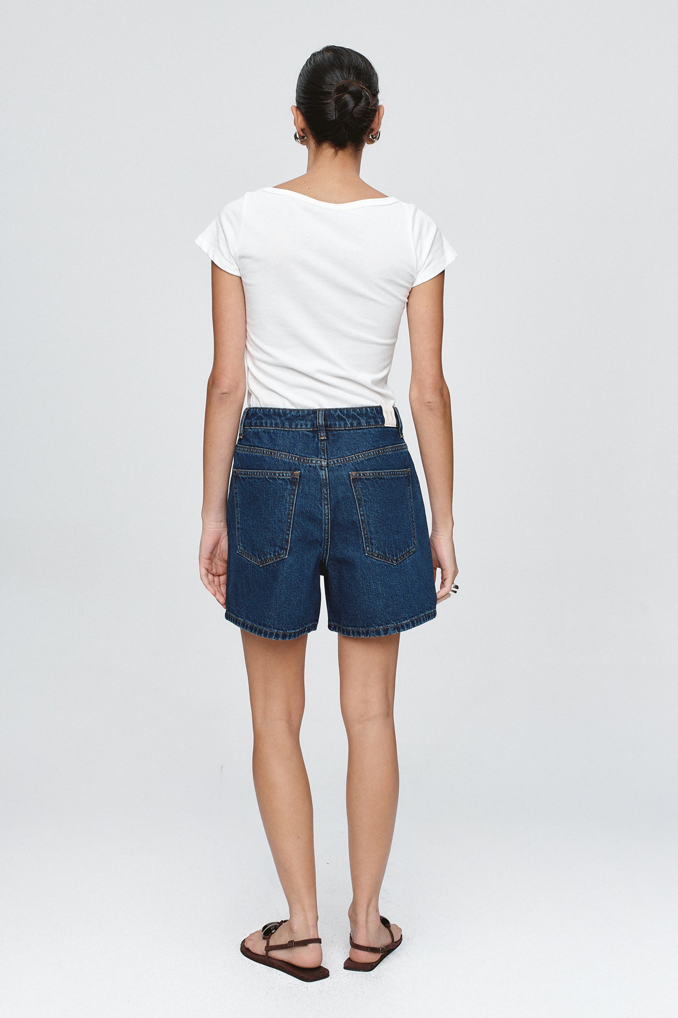 CLASSIC JEAN SHORT - CLASSIC BLUE