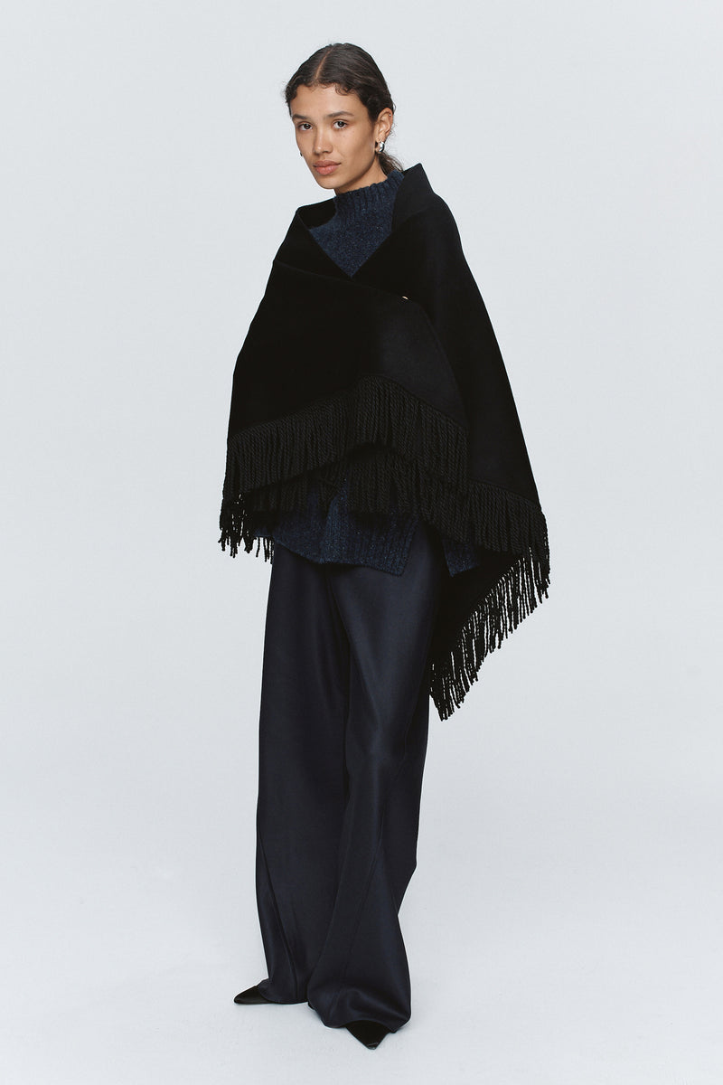 CORA SHAWL - BLACK