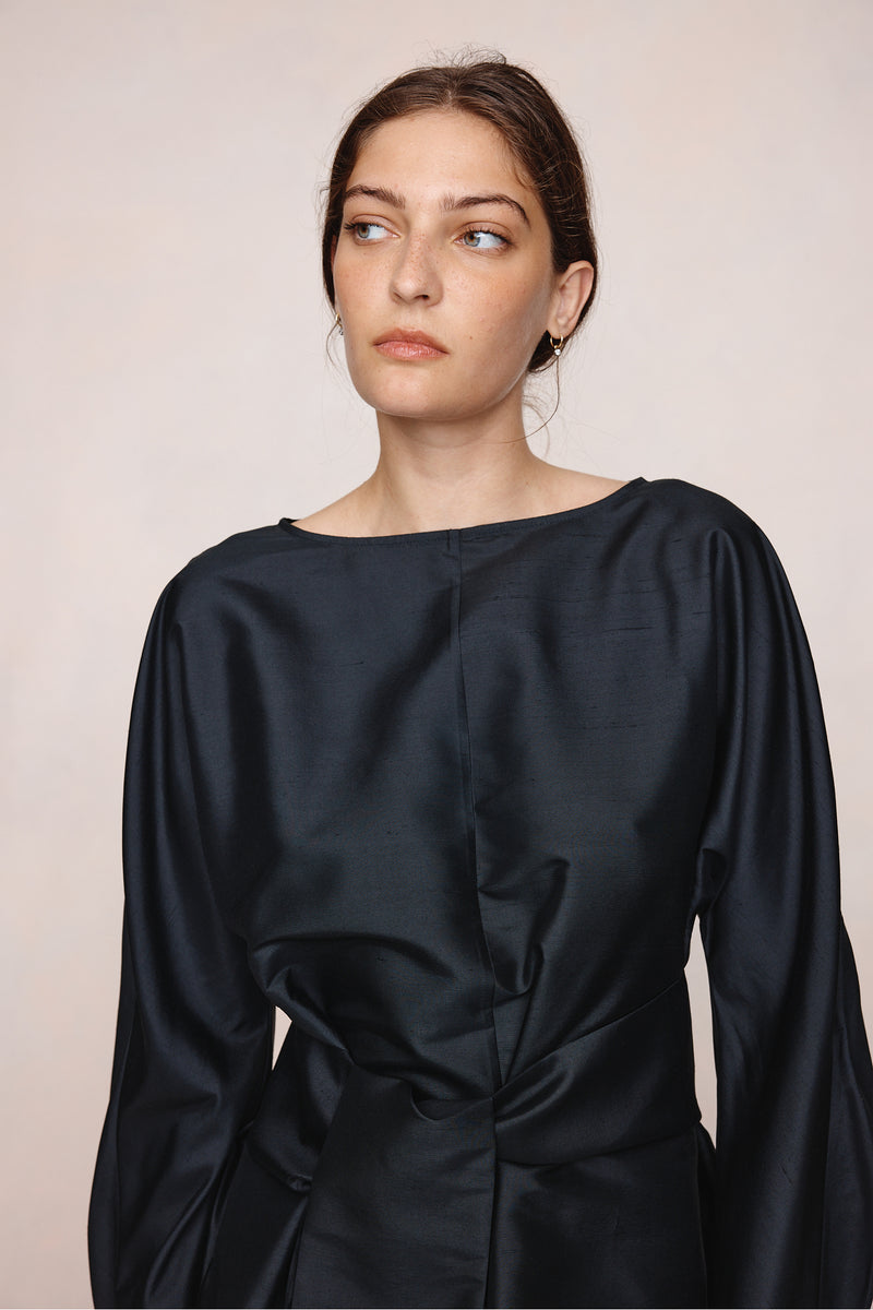 EAMES TOP - BLACK