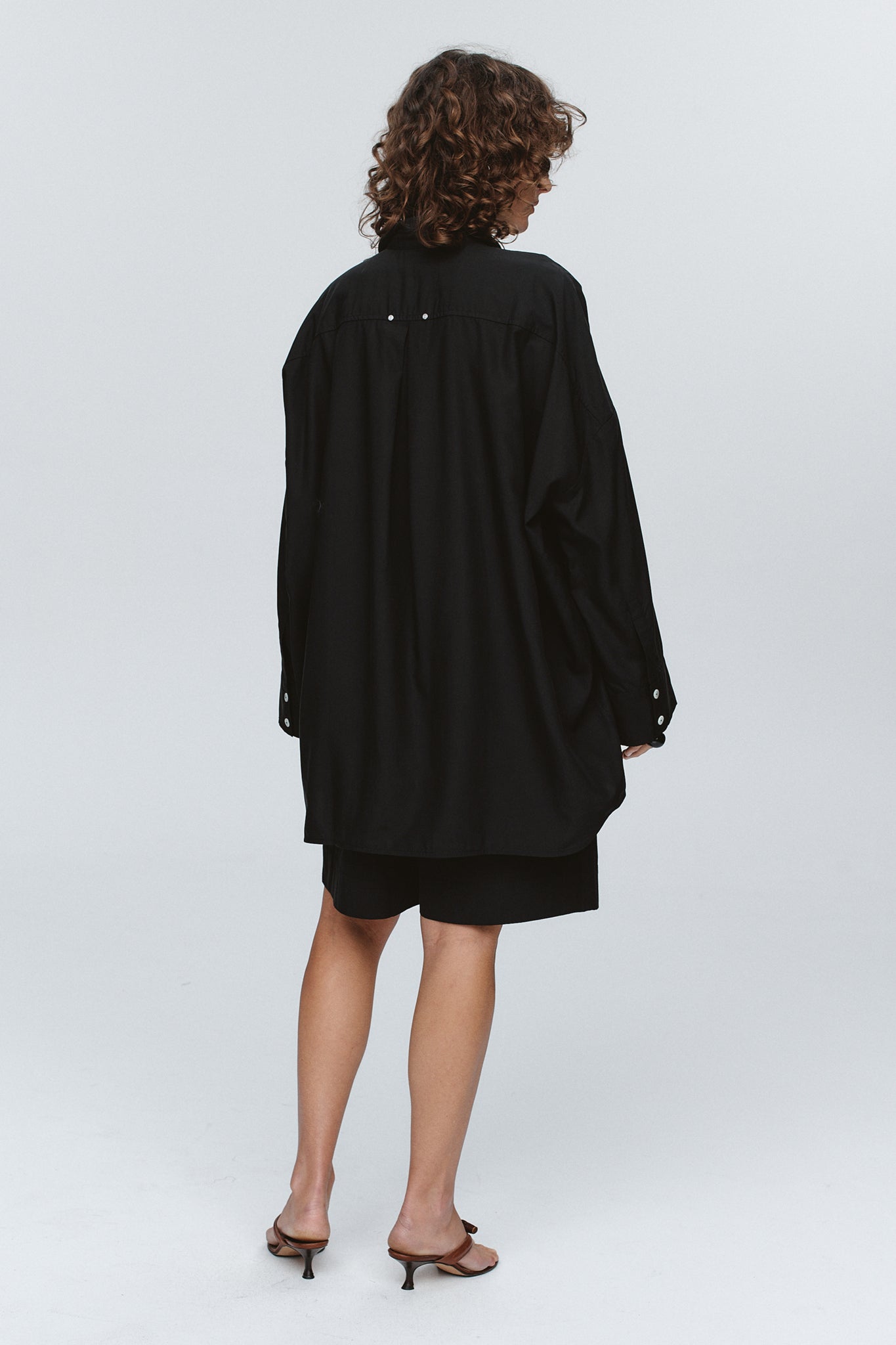 EDIE SHIRT - BLACK
