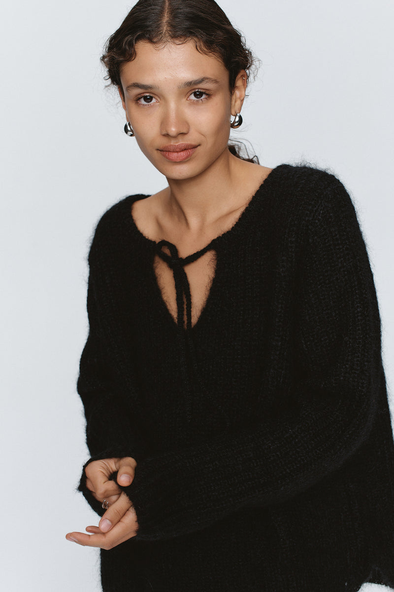 GABRIELLE JUMPER - BLACK