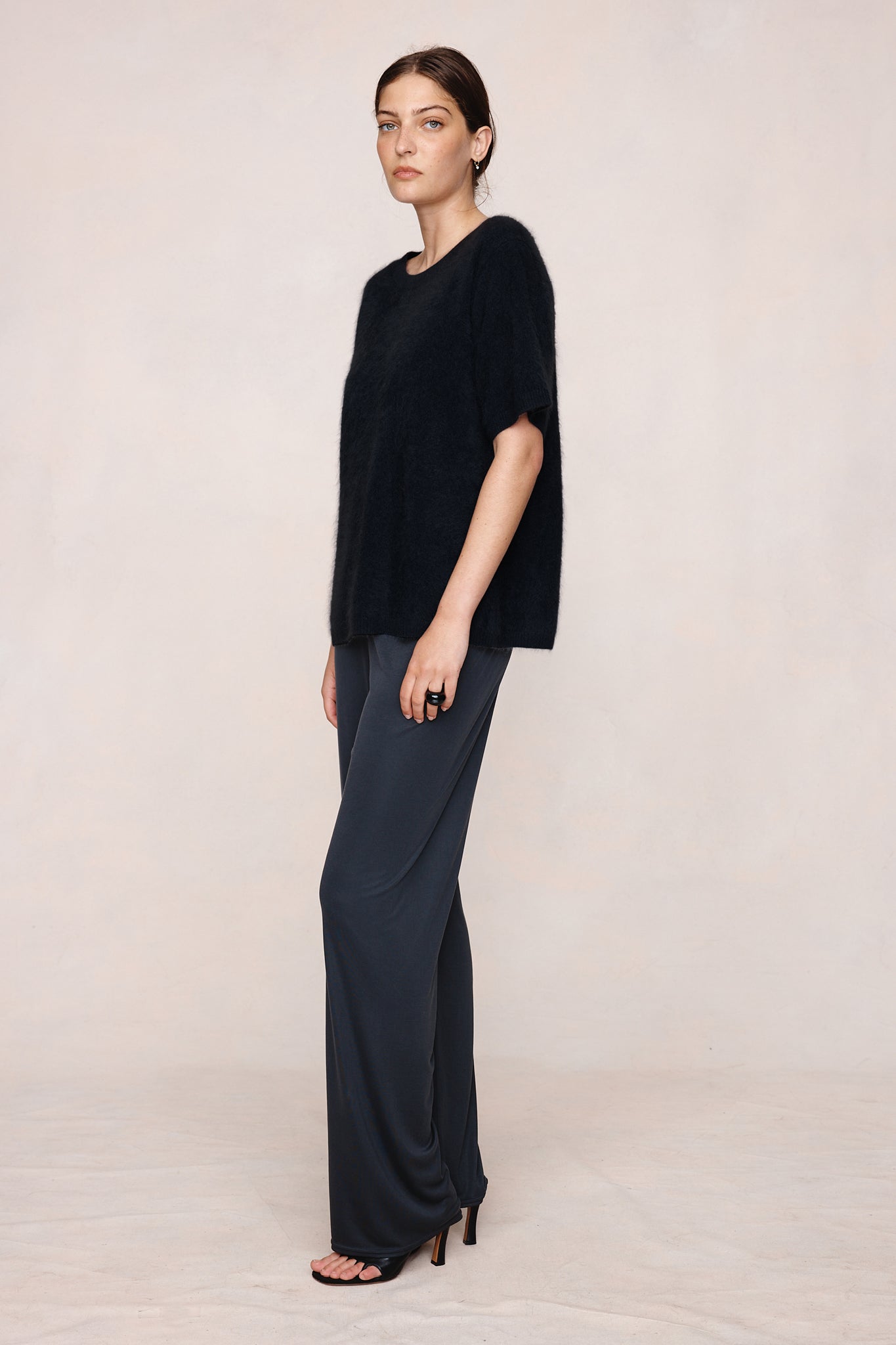 HERA TOP - BLACK