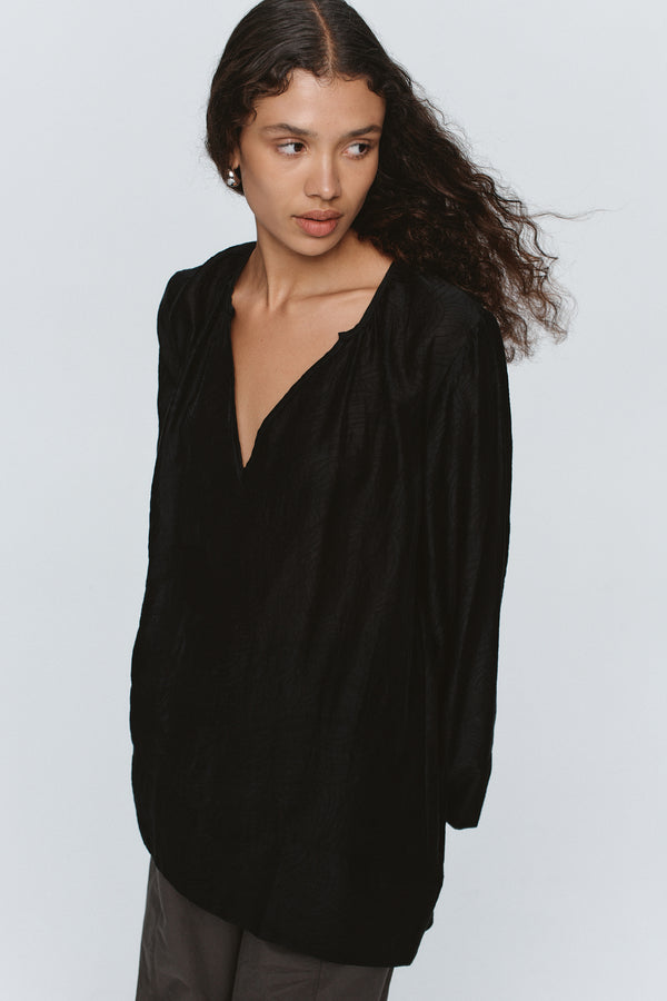 LOTTIE TOP - TEXTURED BLACK