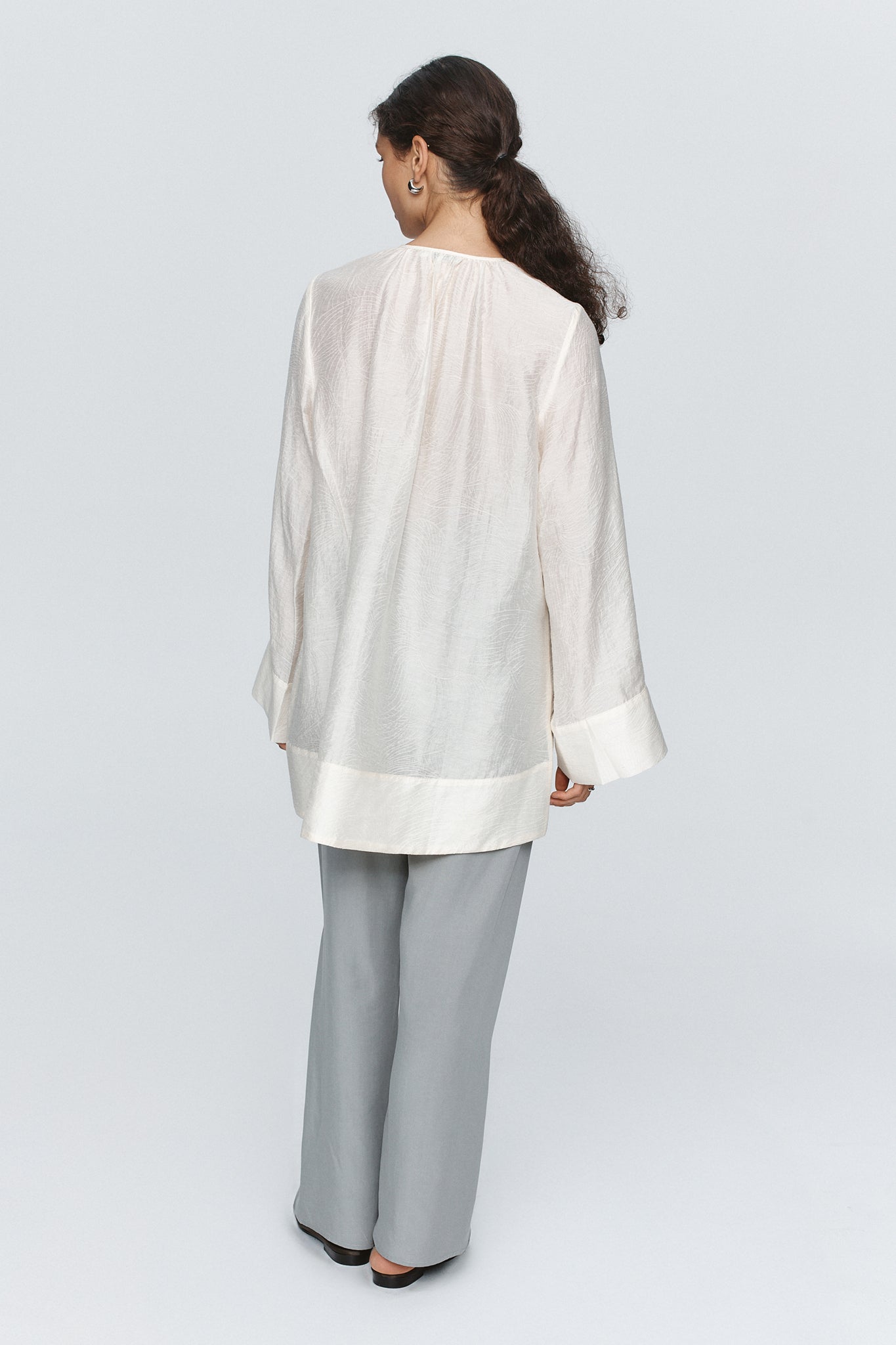 LOTTIE TOP - TEXTURED IVORY