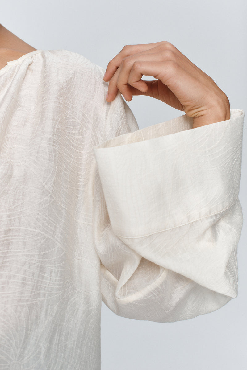 LOTTIE TOP - TEXTURED IVORY