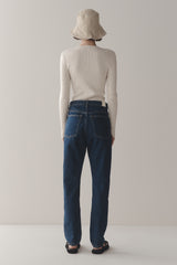 STRAIGHT LEG JEAN - MID BLUE