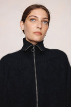 OSCAR ZIP UP - BLACK