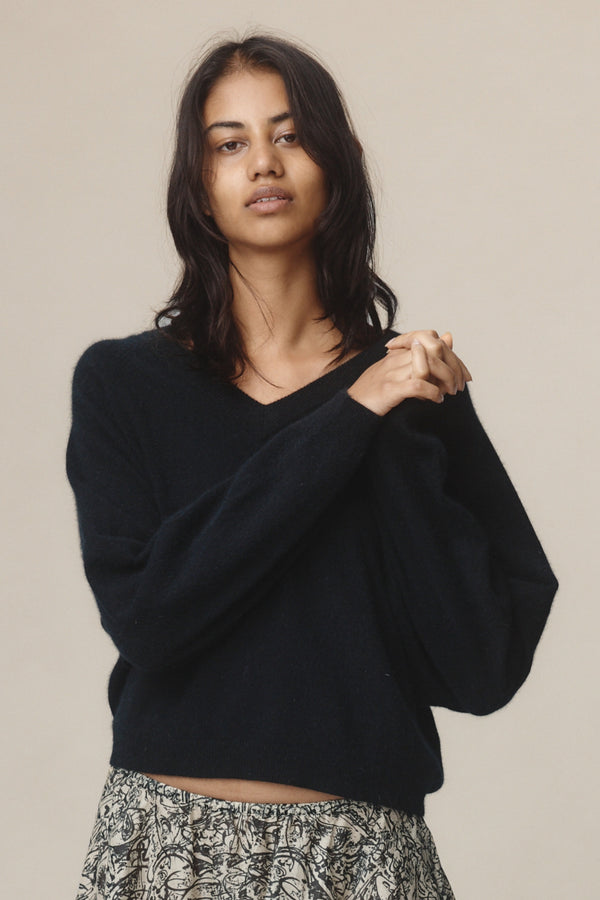 MOSS SWEATER - BLACK