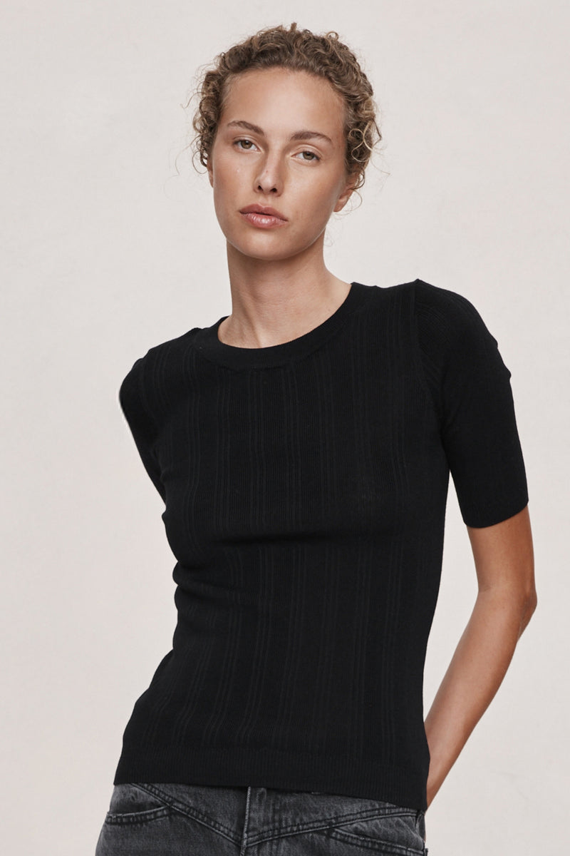 LAYLA TEE - BLACK