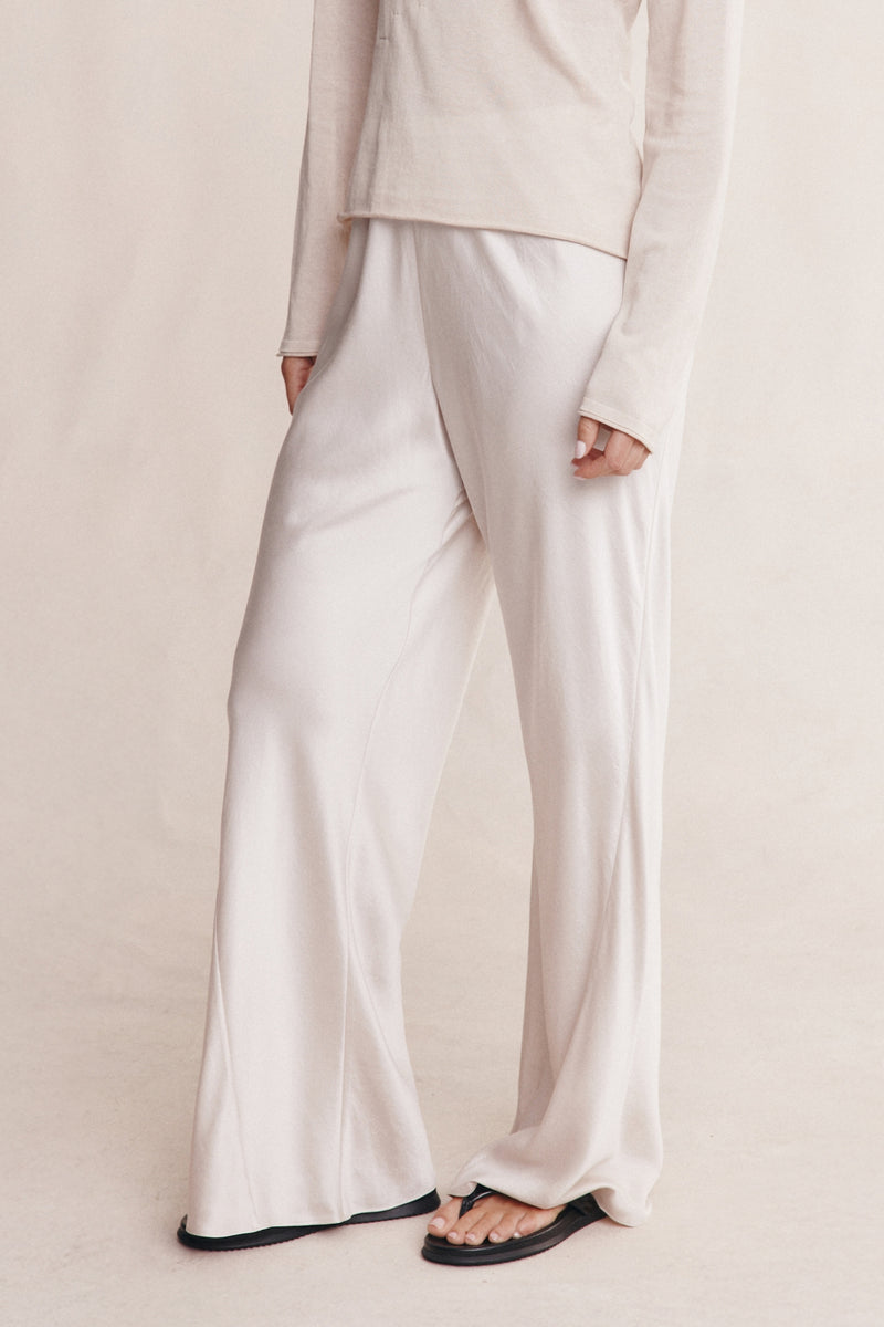 ALICIA PANT - PEARL